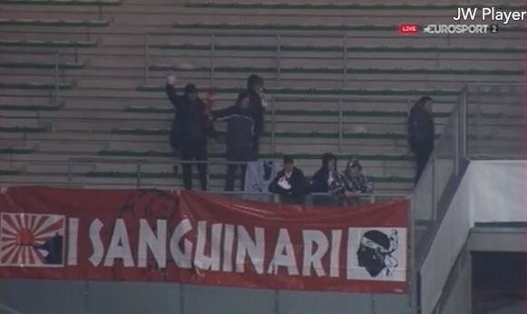 I Sanguinari après le but de Frikèche